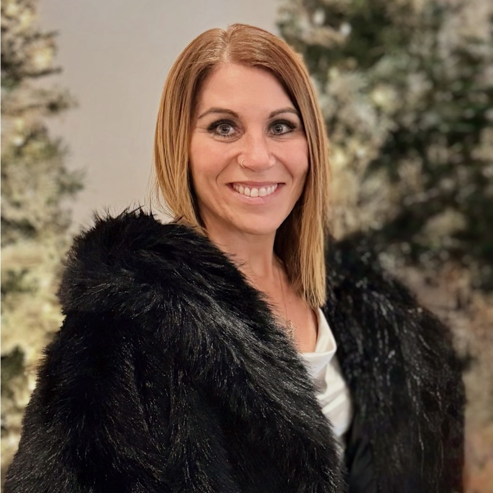 Meet your Posher, Jerra